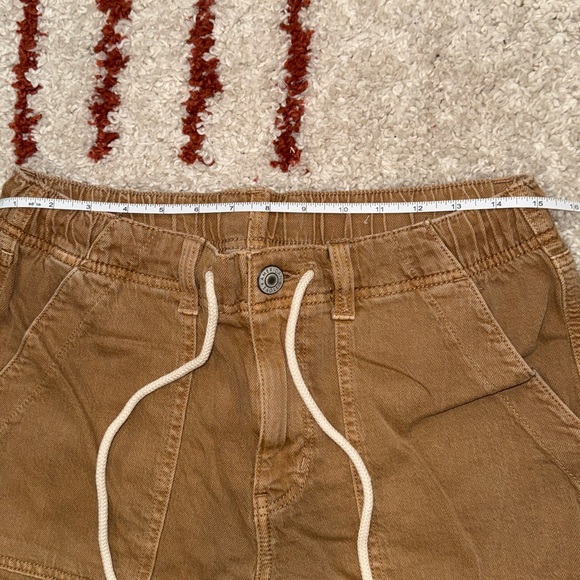 American Eagle Stretch Tomgirl Utility Jogger - Picture 7 of 11